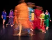 danseurs colorés